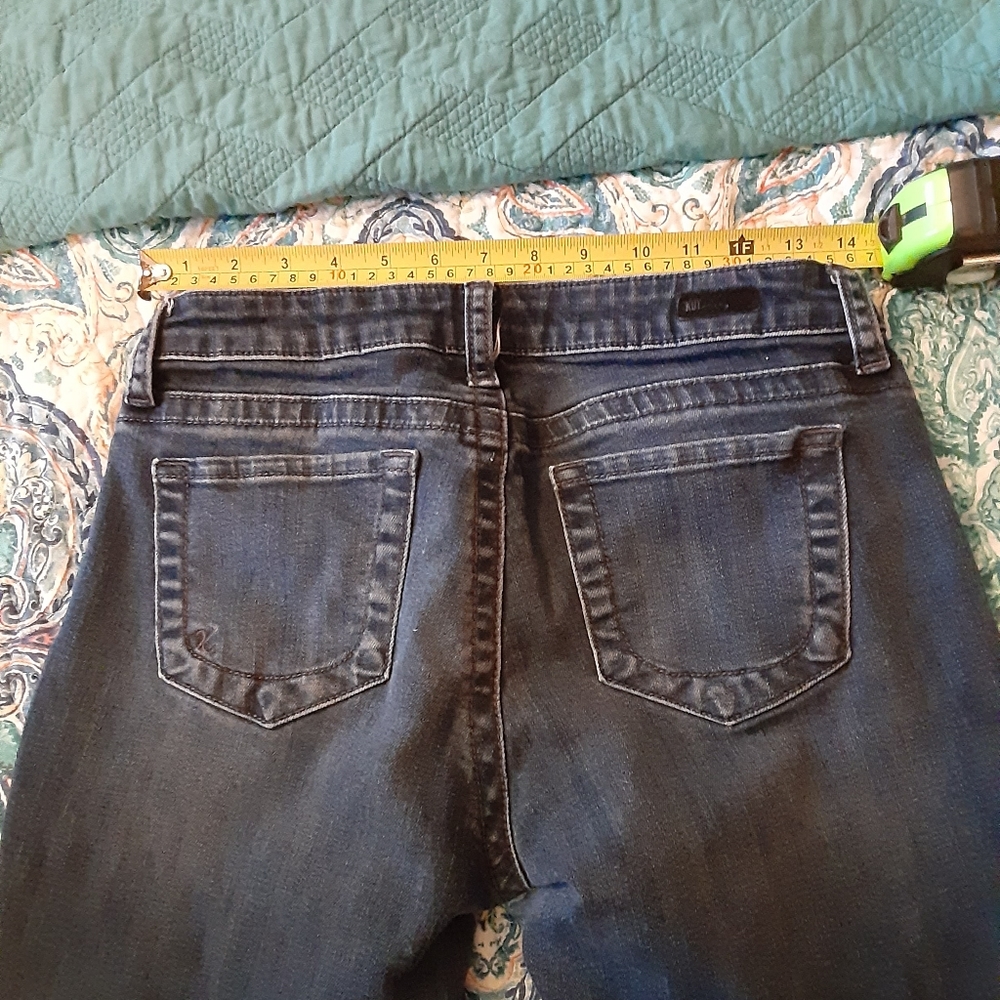 ✨HP!🎉KUT👖Straight leg Jeans - Picture 5 of 10